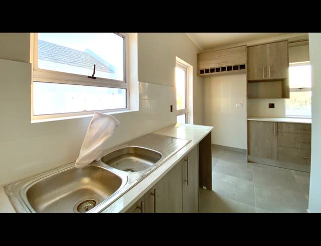 3 BEDROOM HOUSE FOR SALE IN ATLANTIC SANDS PRIVATE ESTATE